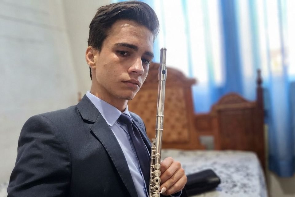 feed-image-1789668740 Dono de cafeteria que morreu aos 21 anos na GO-020 sonhava em ser empresário desde criança: ‘queria ter as coisas dele’