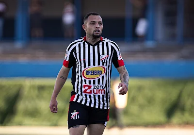 feed-image-1789668774 Anápolis renova contrato com volante Samuel Michels