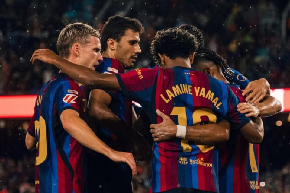 feed-image-1789692719 Quem segura? Liderado por Raphinha Barcelona tem o melhor início de temporada em 111 anos