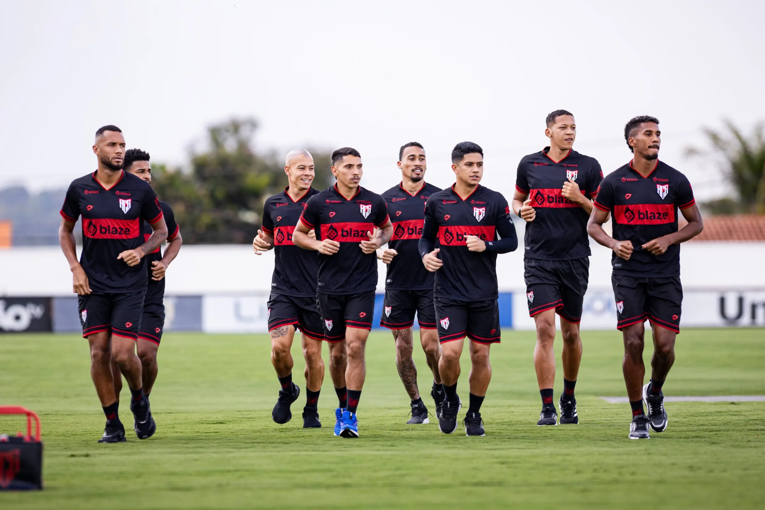 feed-image-1789759898 Atlético-GO enfrenta São Bernardo buscando se manter no G-6 da Série B