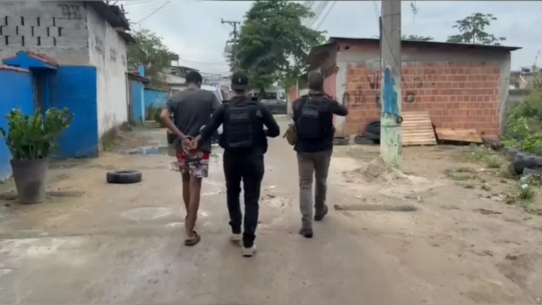 feed-image-1789776688 Traficante condenado a nove anos de prisão é preso na Baixada Fluminense