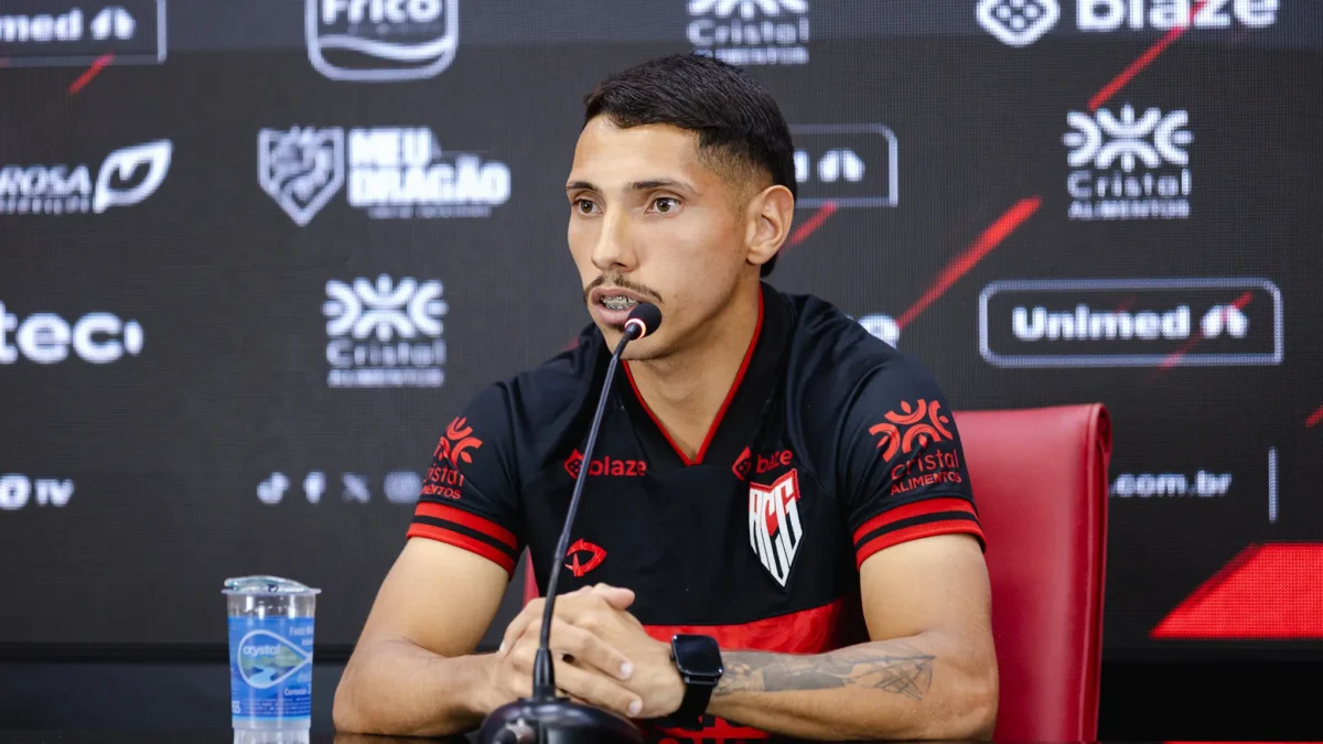 Geovany Soares em grande fase, brilha no Atlético-GO e vira prioridade para compra em definitivo