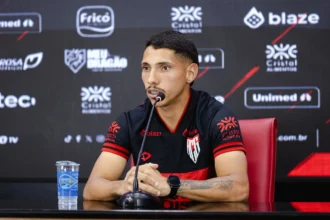 Geovany Soares em grande fase, brilha no Atlético-GO e vira prioridade para compra em definitivo