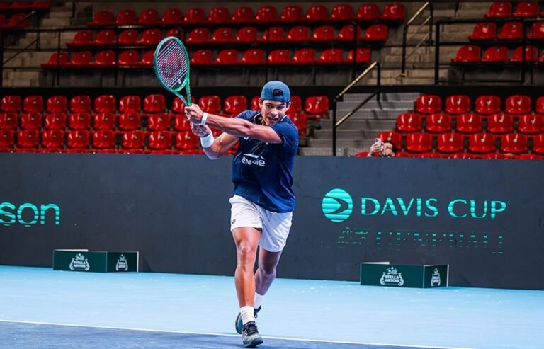Goiano Guto Miguel participa dos treinamentos do Brasil para a Copa Davis