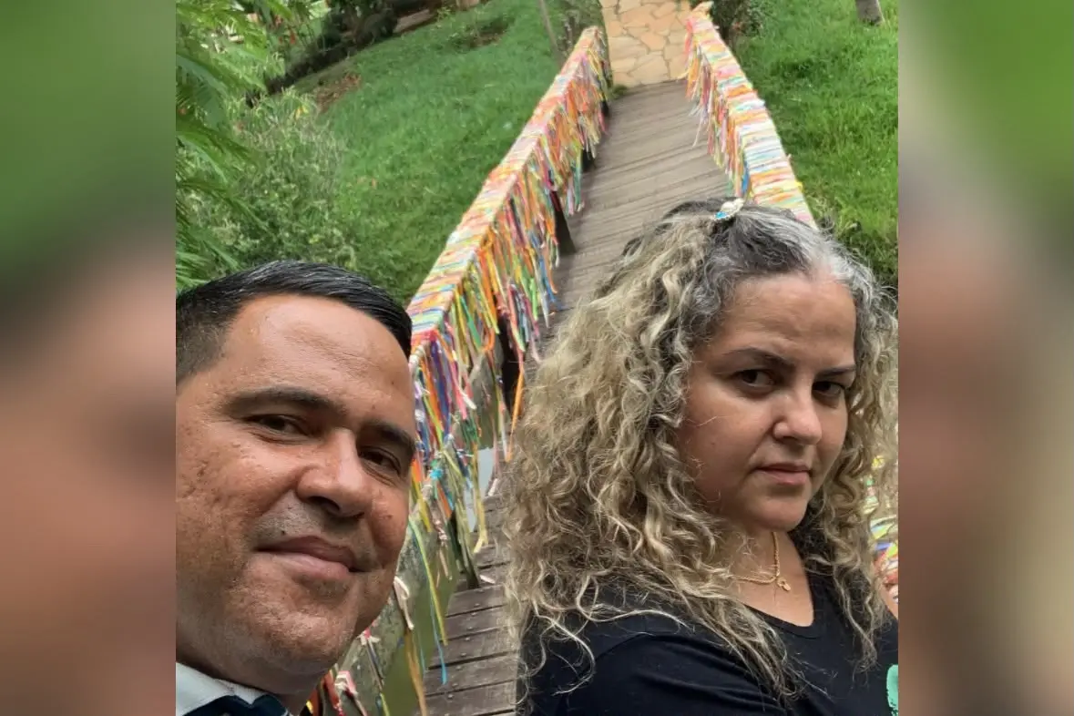 “Hoje foi a minha família, amanhã pode ser a sua”: familiares de casal atropelado fazem nova manifestação em Goiânia
