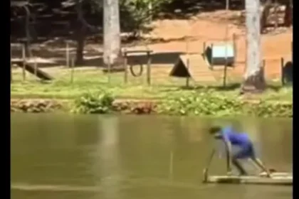 Homem é detido após tomar banho em lago onde prática é proibida em Goiânia
