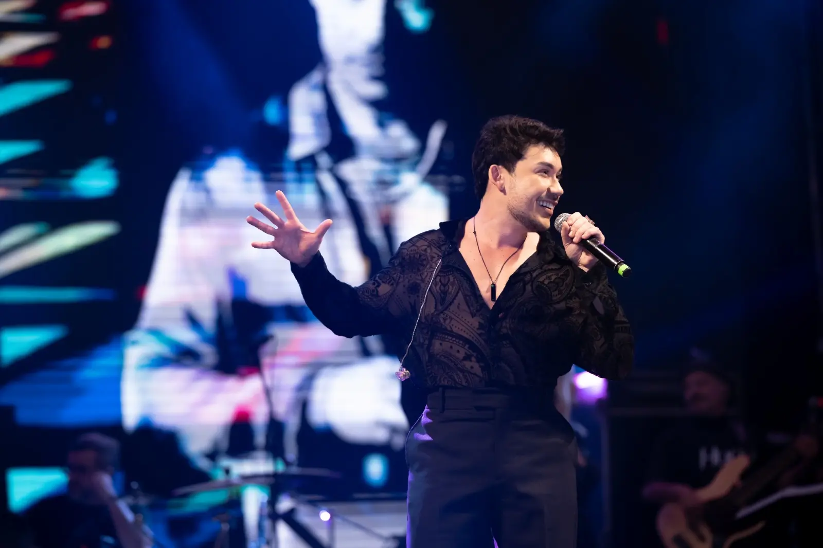 Hugo Vitti percorre cidades de Goiás com shows até dezembro; veja agenda