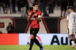 Início avassalador e susto no fim: Atlético faz dois rápidos, cede gol, mas vence o Ceará no 1° tempo