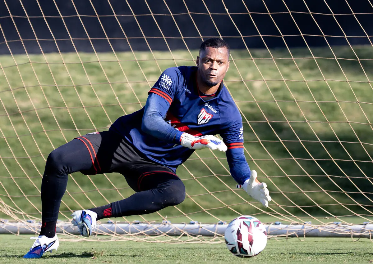 Juventude é multado pelo STJD por caso de injúria racial contra goleiro do Atlético-GO
