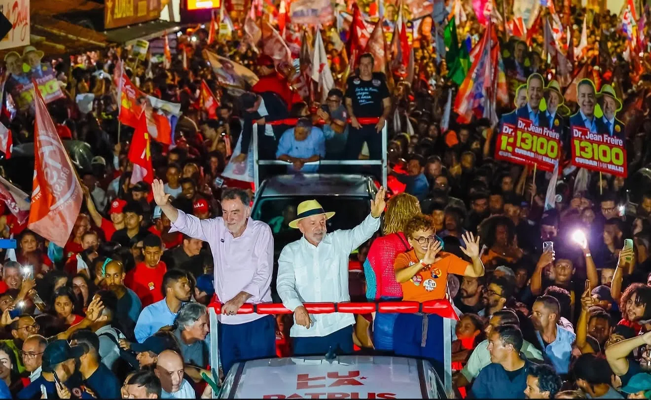 Lula em Montes Claros: Soberania, domínio do Senado e descolamento de Aécio Neves marcam discurso
