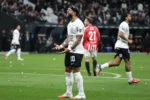 Memphis isola pênalti no último lance, Corinthians perde e é eliminado da Libertadores
