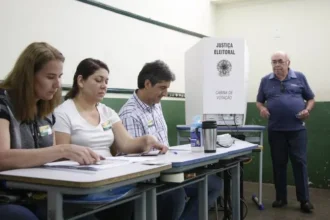 Mesários têm até 3 de outubro para concluir treinamento das Eleições 2026 e garantir folgas