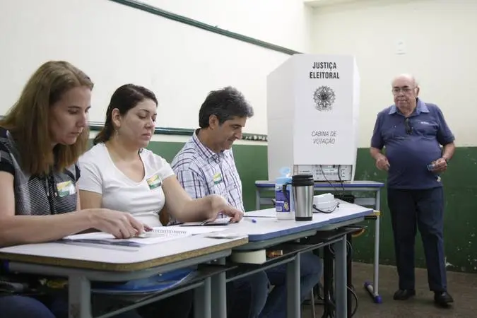 Mesários têm até 3 de outubro para concluir treinamento das Eleições 2026 e garantir folgas