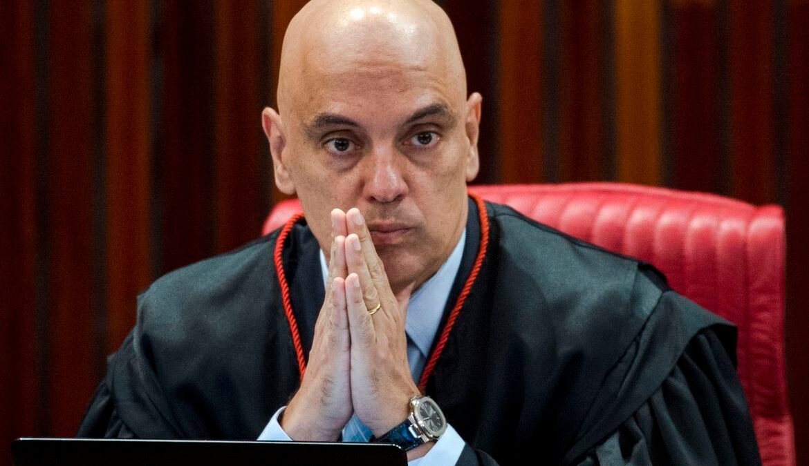 Moraes reage a relatório de Mendonça e nega elo com Vorcaro: “mentiroso e imprestável”