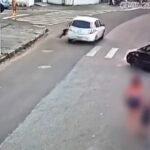 Motorista de aplicativo não devolve troco e arrasta passageira pela rua