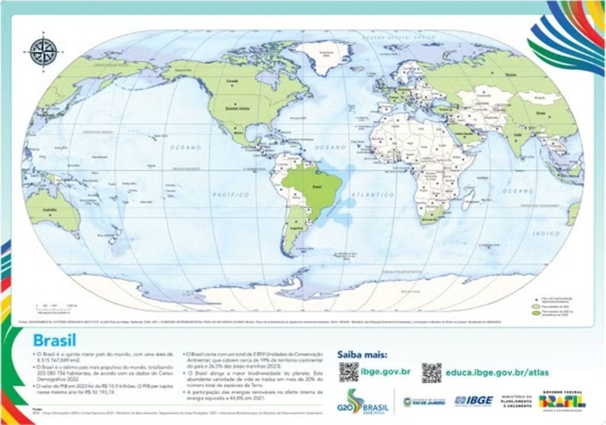 No 7/9, IBGE libera download de mapas com Brasil no centro do mundo