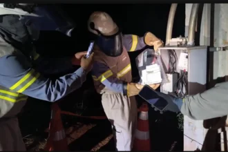 Operação mira lava-jatos suspeitos de furtar energia capaz de abastecer 800 imóveis por 1 mês