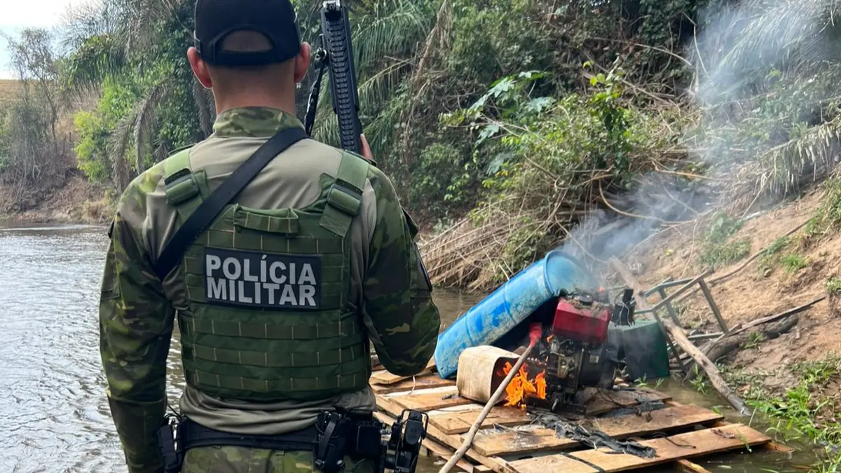 Polícia prende garimpeiros e destrói acampamento em Aurilândia