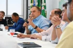Prefeito Mabel se reúne com vereadores e explica funcionamento do Fundo de Investimento Imobiliário