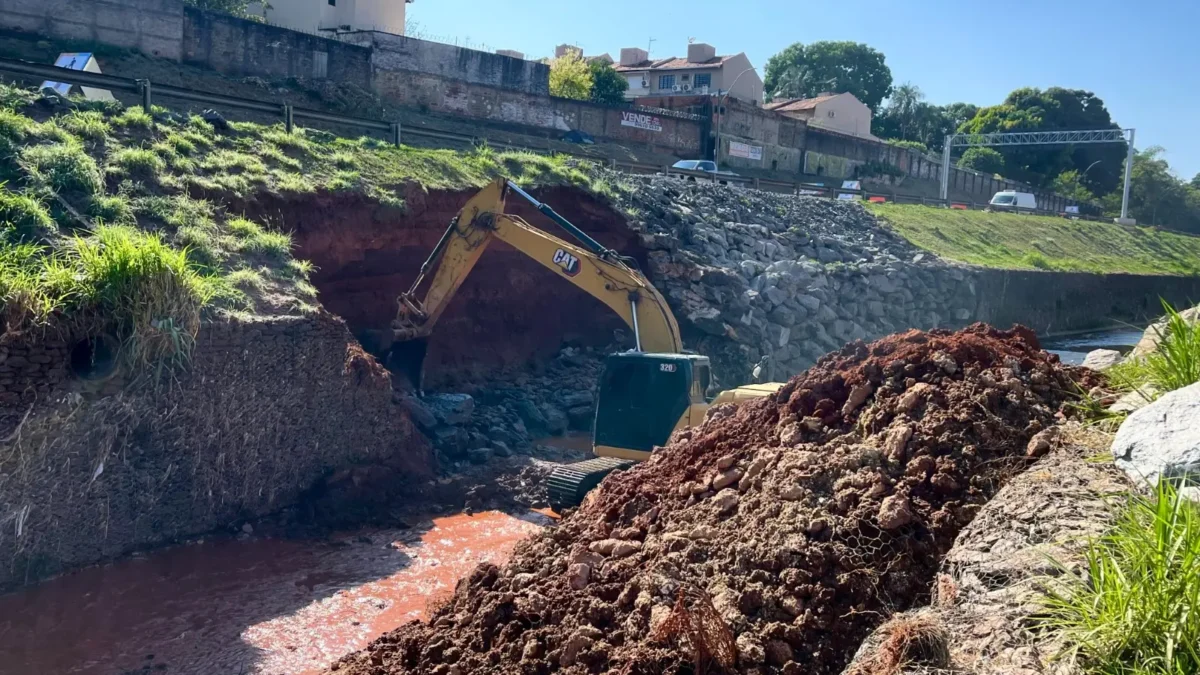 Prefeitura inicia obra para conter erosão na Marginal Botafogo em Goiânia