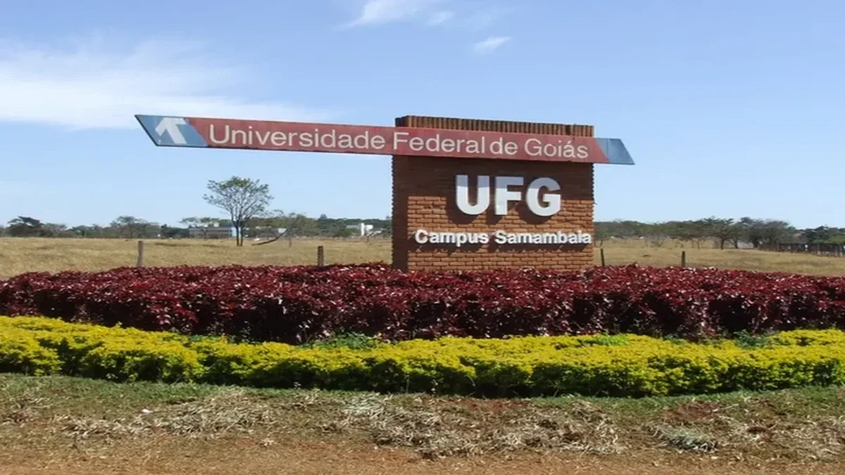 Quadra, redários e jardins: aluna mostra andamento de obras na moradia estudantil da UFG