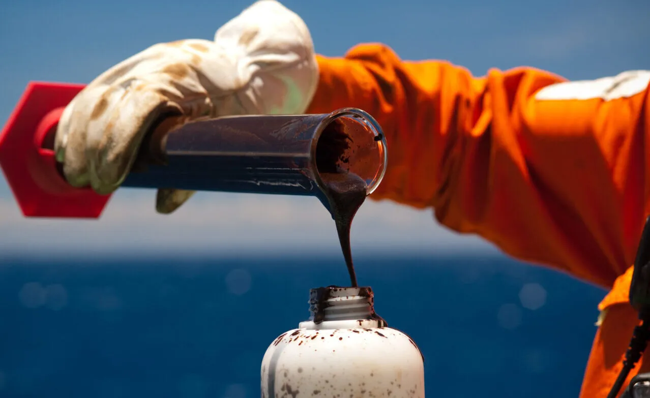 Reajuste do diesel da Petrobras será neutralizado por novo subsídio federal de R$ 1 por litro
