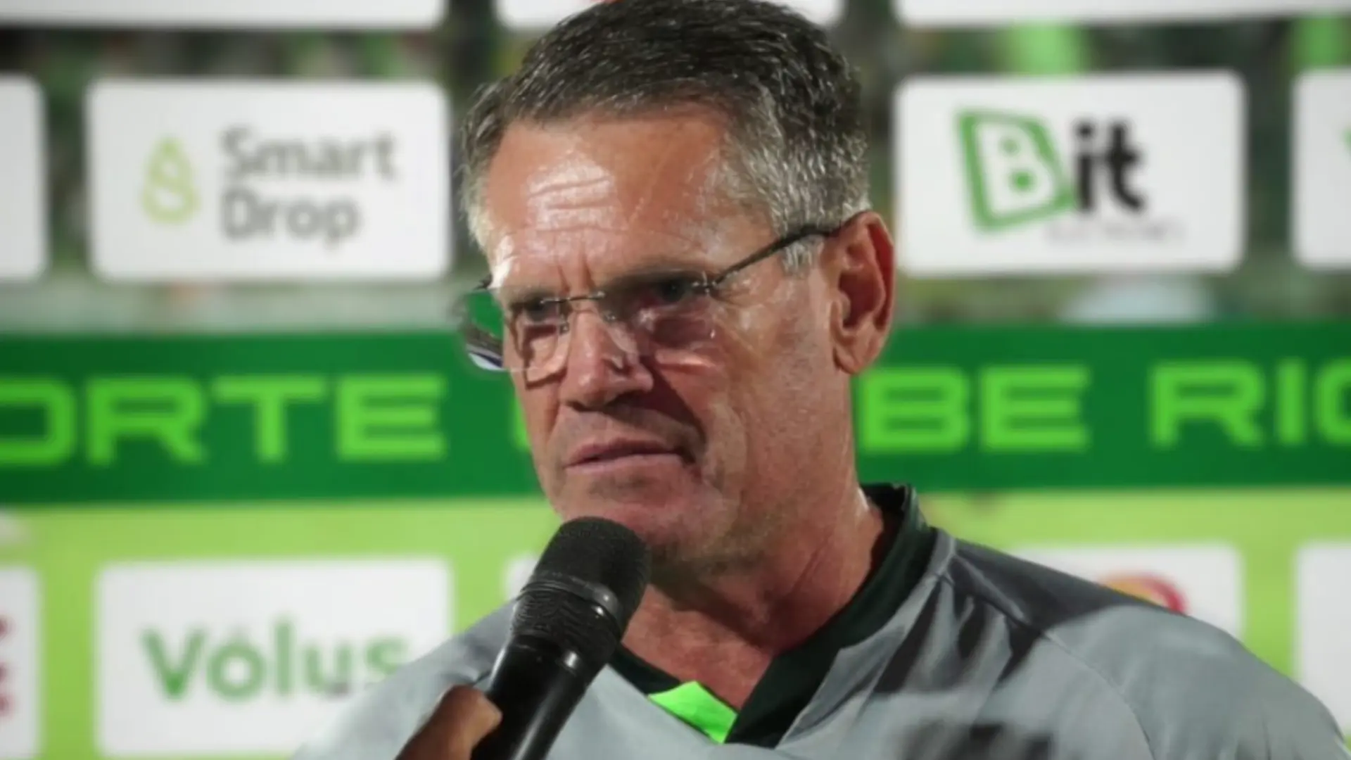 Rio Verde anuncia demissão do técnico Ito Roque