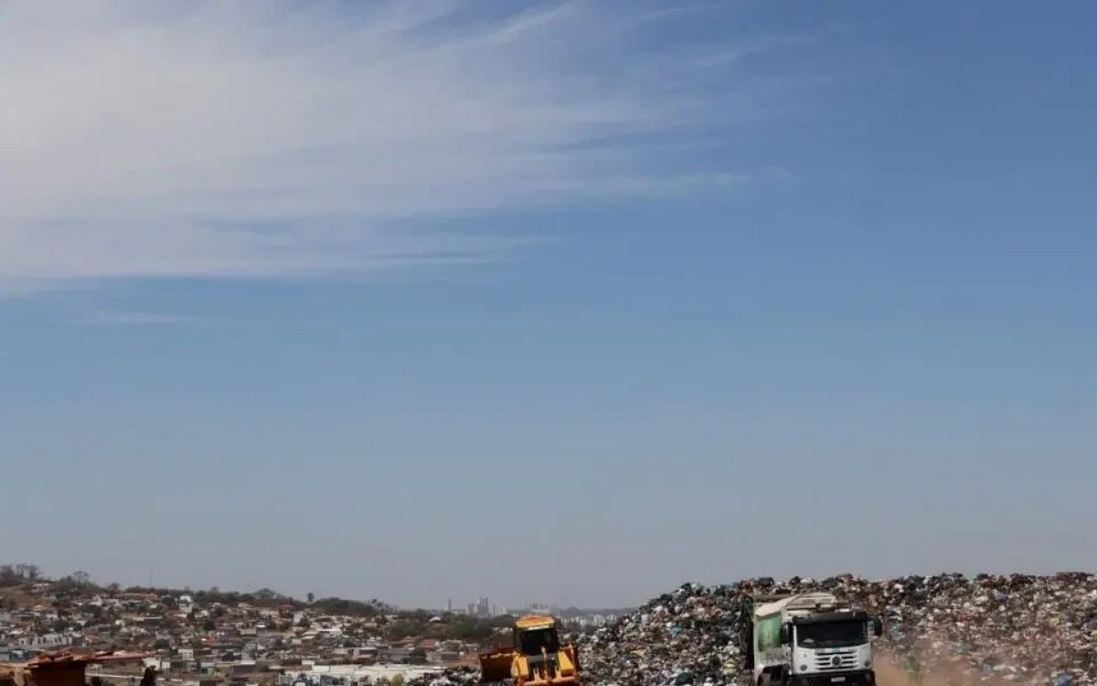 São Miguel do Araguaia terá até janeiro de 2027 para acabar com lixão