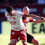 Se a série B terminasse hoje, Vila Nova e Atlético se enfrentariam nos playoffs. Já pensou?