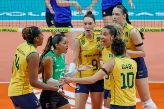 Sem perder nenhum set, Brasil garante vaga em Los Angeles no vôlei feminino