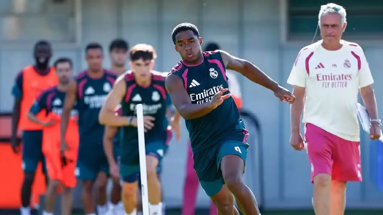 Só isso professor? Mourinho diz que Endrick deve jogar estreia da Champions “De 5 a 10 minutos”