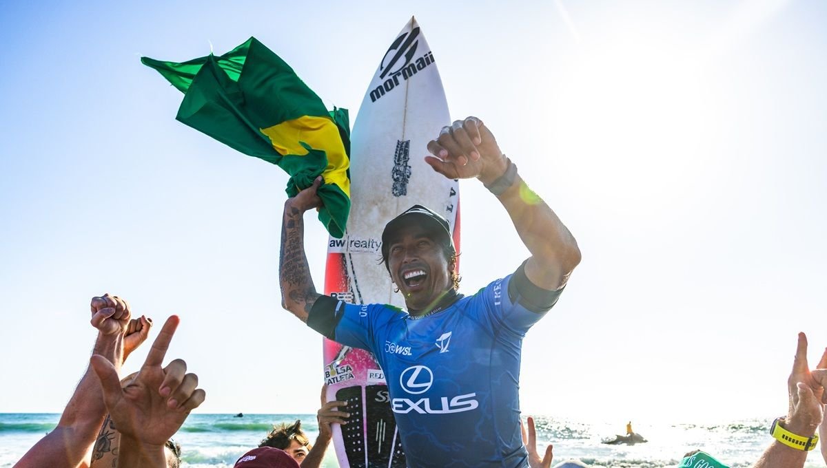 Surfe: Brasileiro vira nos minutos finais e conquista etapa de Trestles da WSL