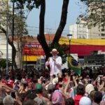 "Trump, faça um Pix para você ver como é bom", convida Lula em comício