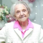 Vovó Elma, influencer famosa por vídeos de receitas, morre aos 103 anos