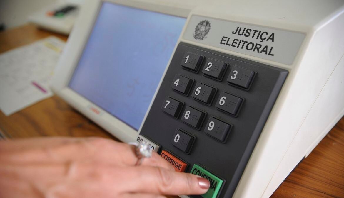 A reeleição e a tentação do poder eterno