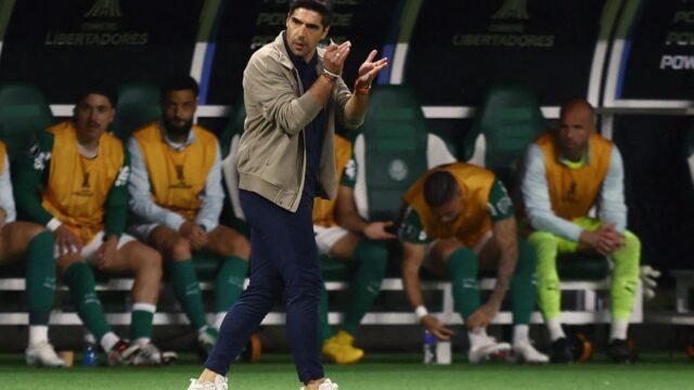 Abel Ferreira detalha dificuldade em treinar o Palmeiras para disputa de pênaltis
