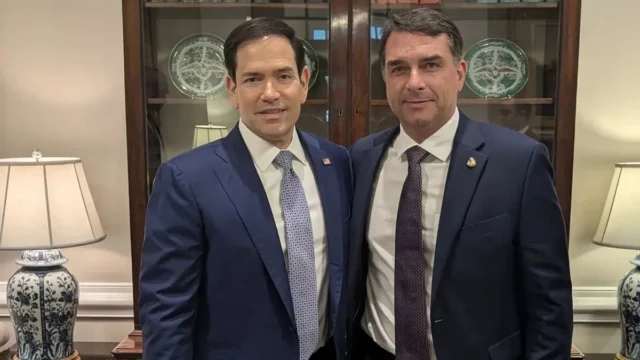 Aliado de Trump diz que Rubio arquitetou fuga de Flávio: ‘Liderará a resistência a partir dos Estados Unidos’