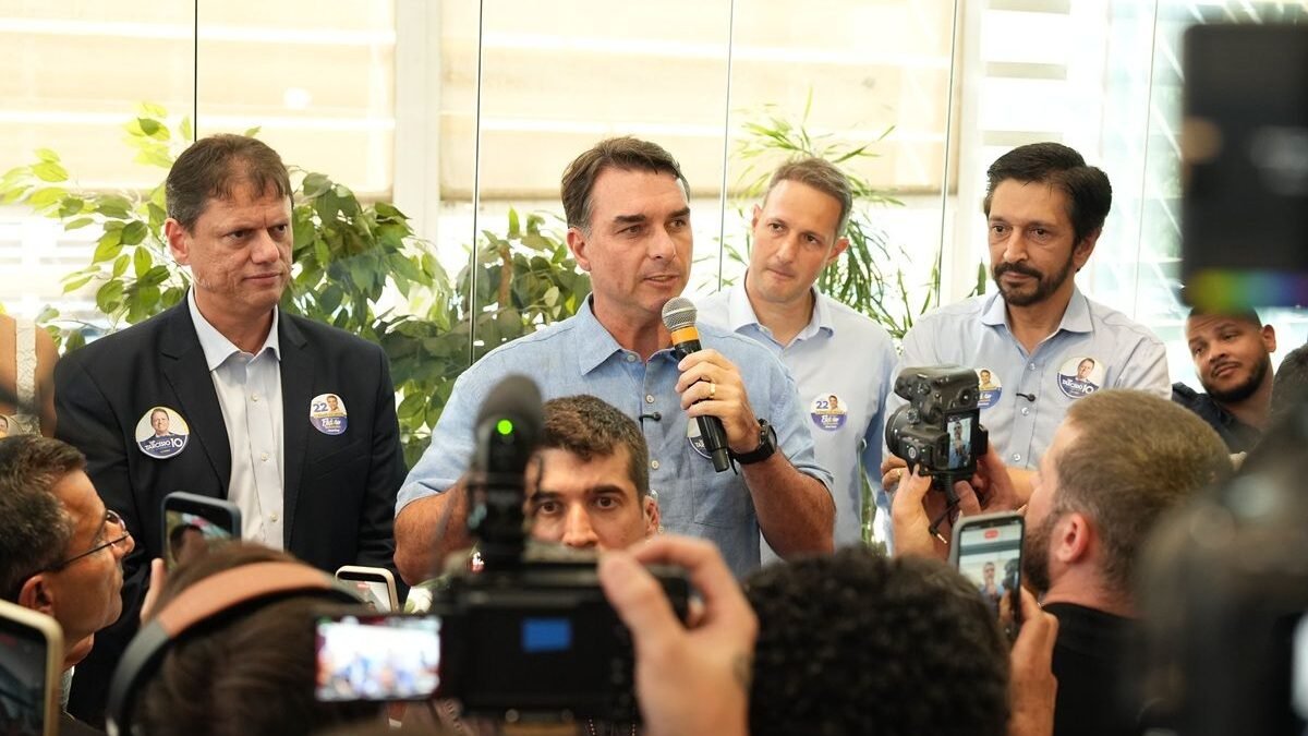 Aliados de Flávio participam de agenda em SP para ampliar votos