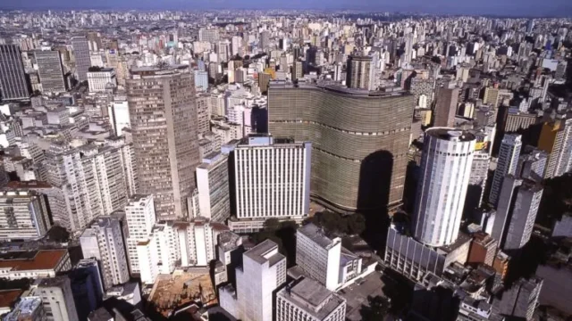 Aluguel de escritório em SP bate recorde e chega a R$ 144 por m²