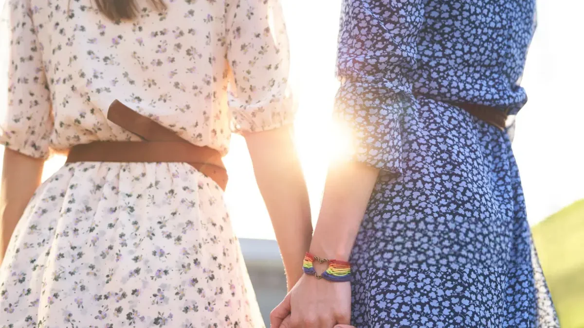 Ameaçada por ser lésbica, mulher consegue medida protetiva contra homem em Goiânia