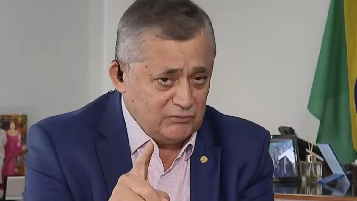Apoio do PT à reeleição de Hugo Motta e Alcolumbre é ‘natural’, diz ministro