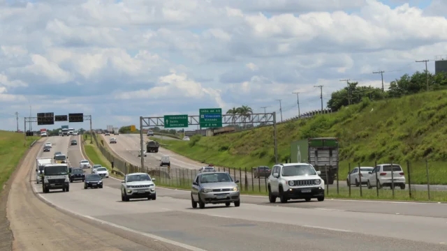 Artesp estima que rodovias paulistas devem receber mais de 19 milhões de veículos no feriado de Finados