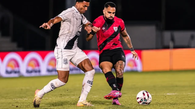 Atlético-GO marca no fim e evita vexame maior diante do pior time da Série B do Brasileirão