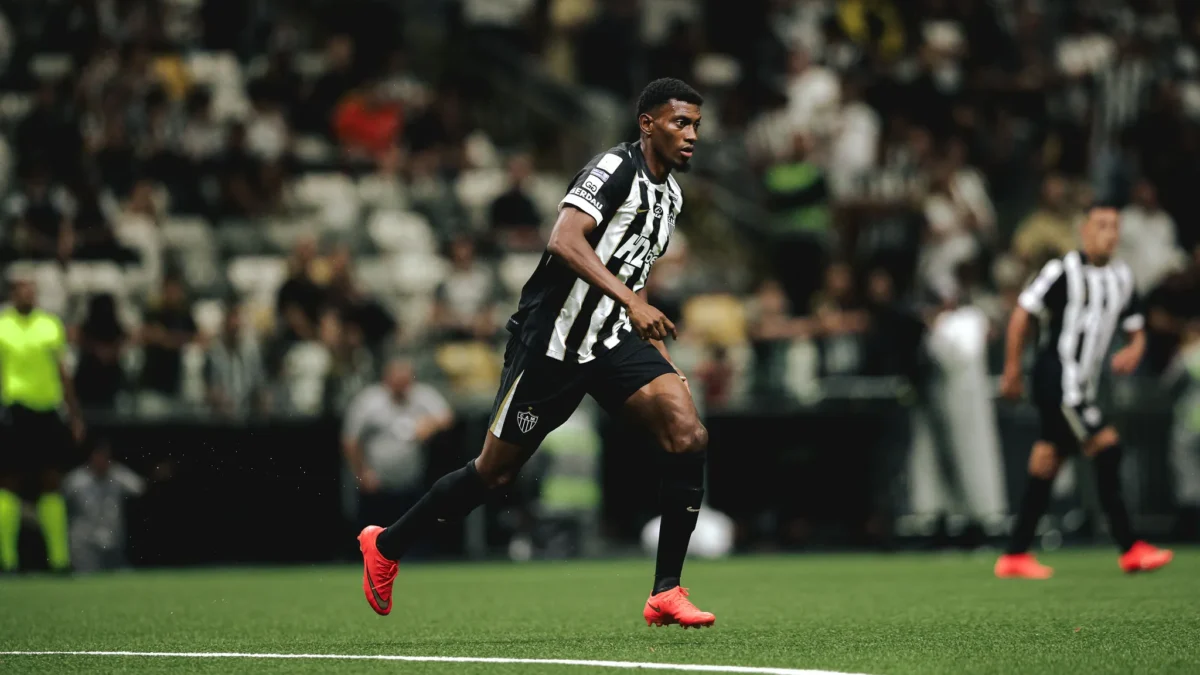 Atlético sofre nova baixa, e técnico perde atacante para sequência de outubro