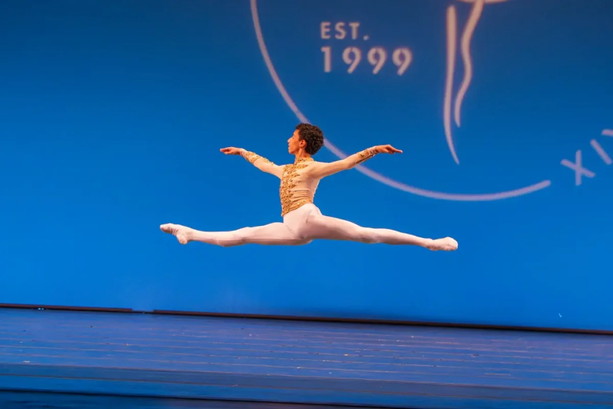 Basileu França coloca quatro bailarinos entre brasileiros selecionados para competição mundial na Suíça
