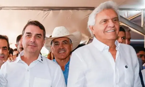 Caiado e Vilela declaram apoio a Flávio Bolsonaro e se reúnem com o candidato em Goiânia nesta terça (6)