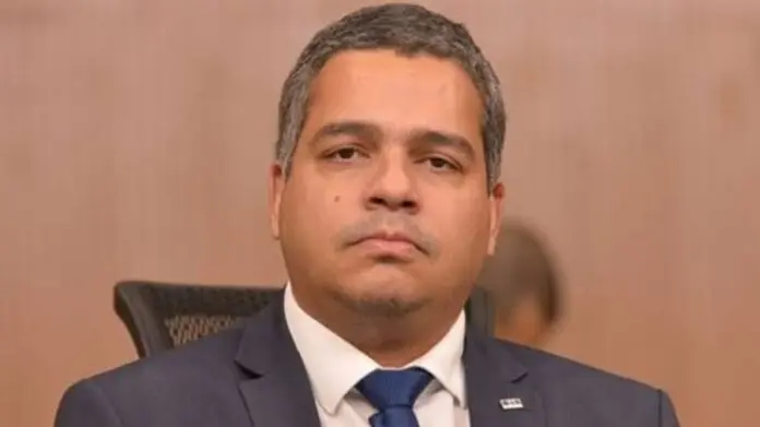 Câmara pede ao CNJ que avalie afastar desembargador que relatou cassação de Aava Santiago