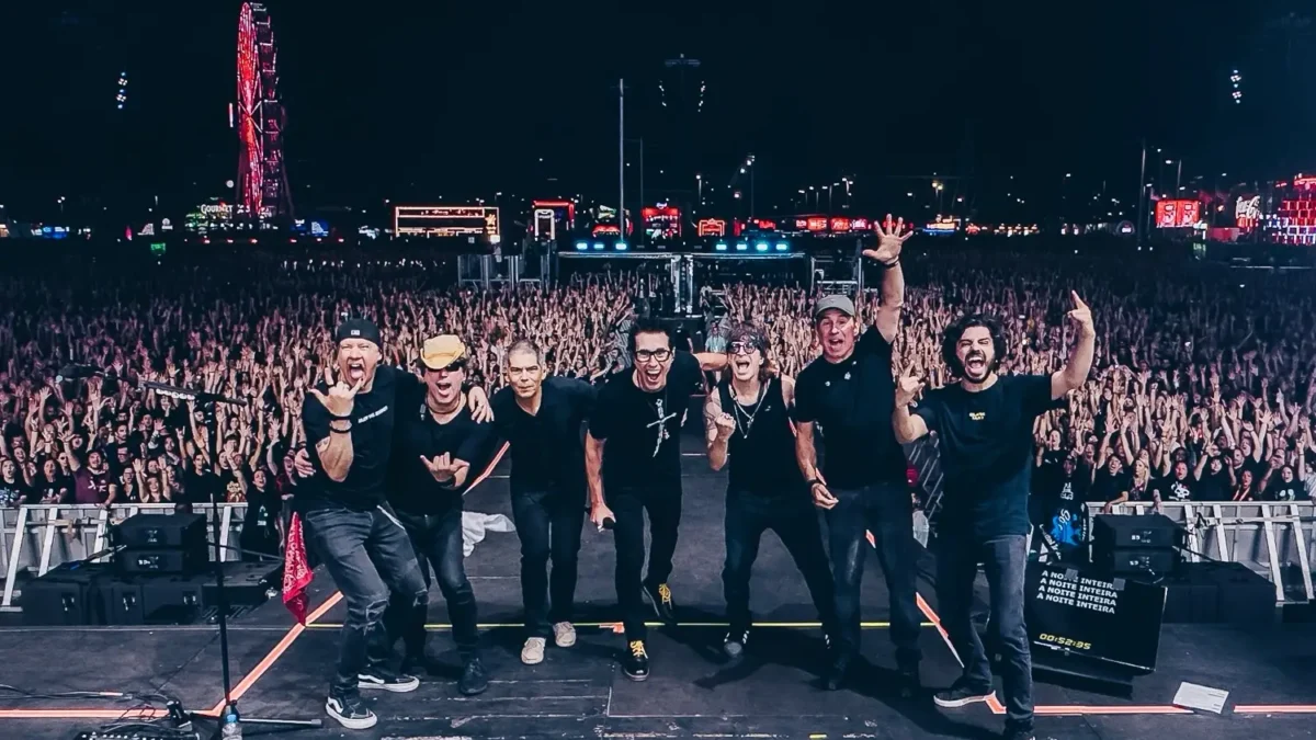 Capital Inicial anuncia show em Goiânia com turnê que resgata o rock elétrico