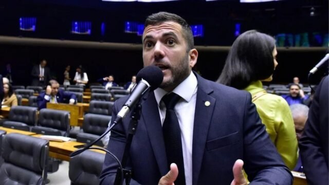 Carlos Jordy defende impeachment de Moraes e marco legal para motoristas de aplicativo