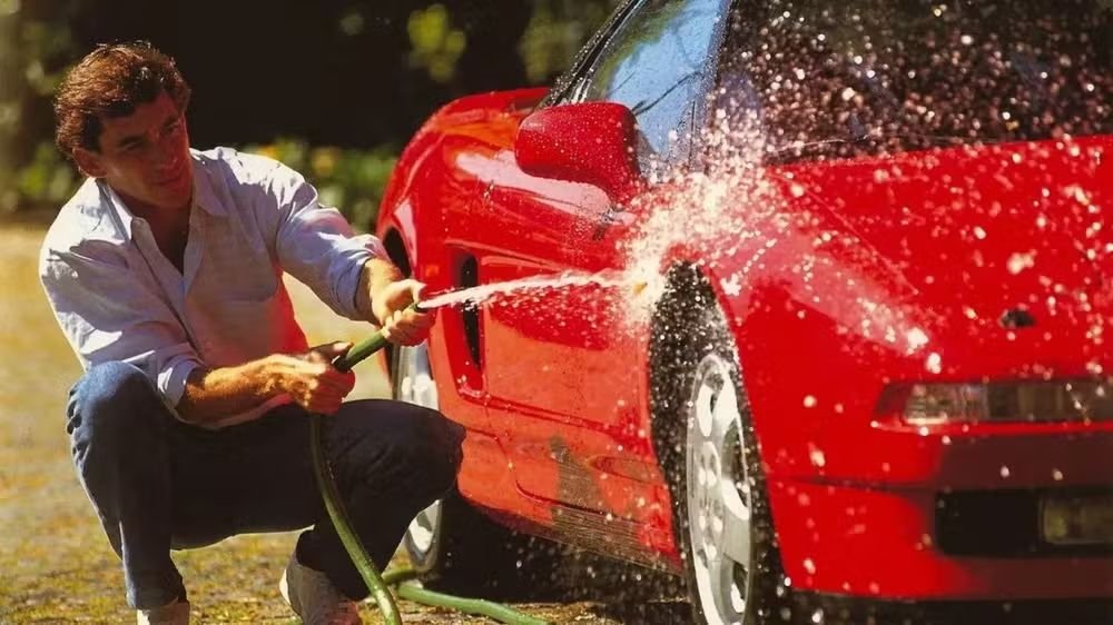 Carro de Ayrton Senna vai a leilão e pode ser vendido por mais de R$ 5 milhões